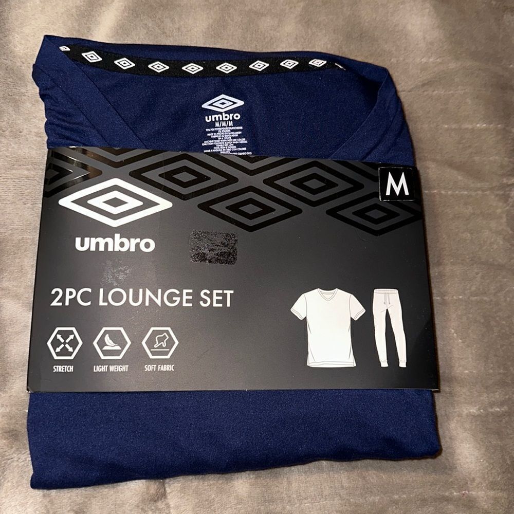 umbro M & XL Navy Royal Blue Short Sleeve V-Neck Pajama Lounge Set